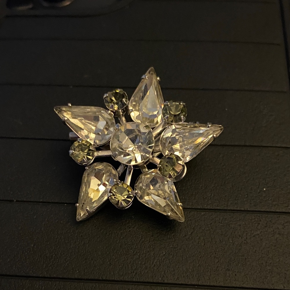 Elegant Silver and Crystal Brooch